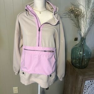 Oversized free people hoodie. Size small. Smoke free home. Barely worn.